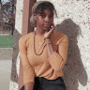 Meet your Posher, Deandra